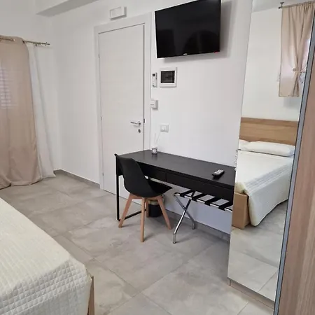 ベッド・アンド・ブレックファスト Fragi