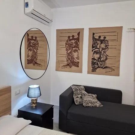 ベッド・アンド・ブレックファスト Fragi