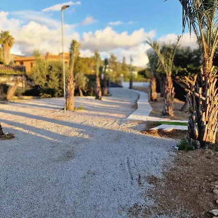 ベッド・アンド・ブレックファスト Fragi